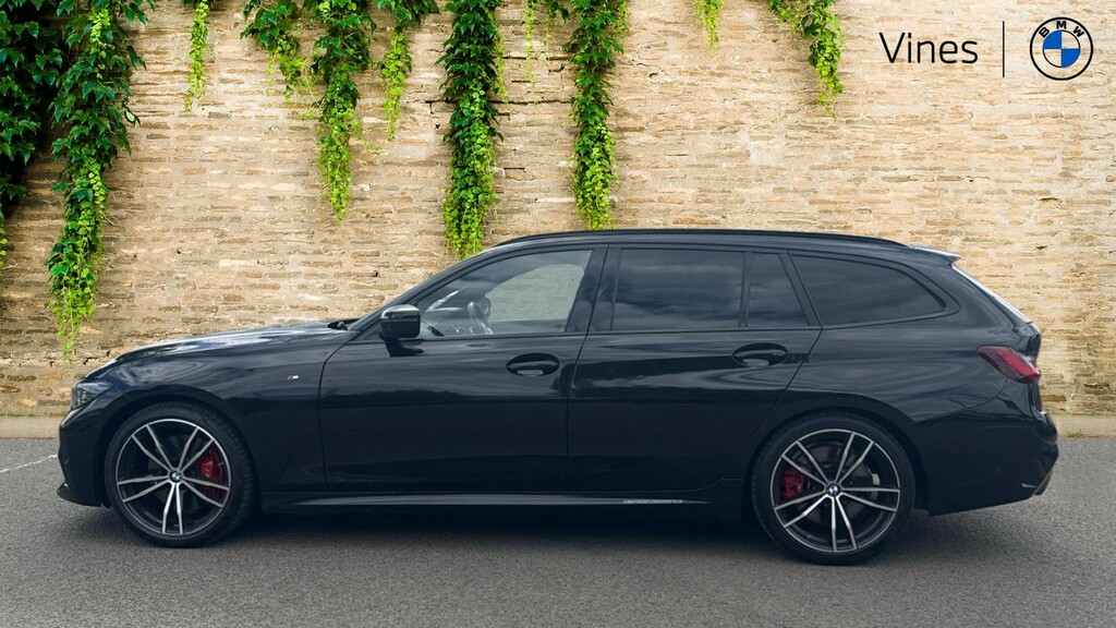 BMW 3 Series 330D M Sport Touring GV71KWO #3