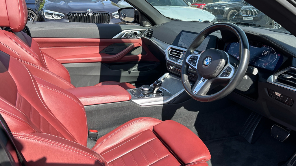 BMW 4 Series M440i Xdrive Convertible #6