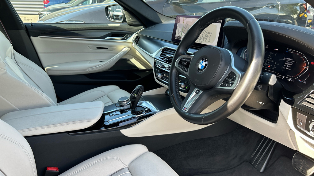 BMW 5 Series 520D Xdrive M Sport Saloon #6