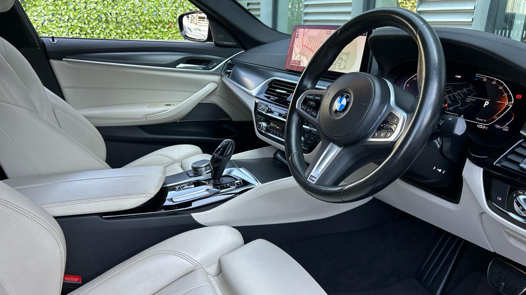 BMW 5 Series 520D M Sport Saloon #6