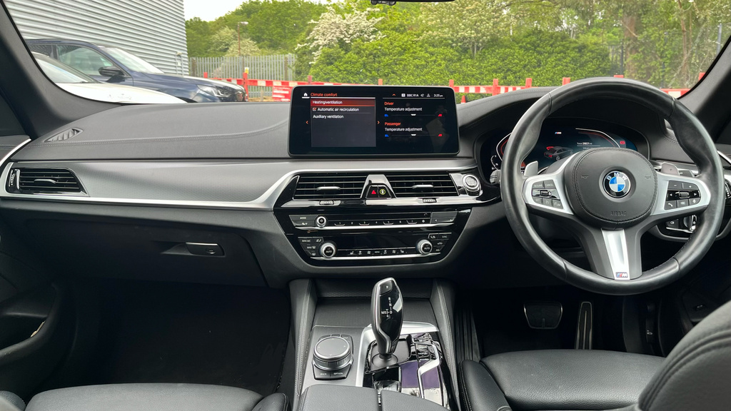 BMW 5 Series 520I M Sport Saloon Grey #4