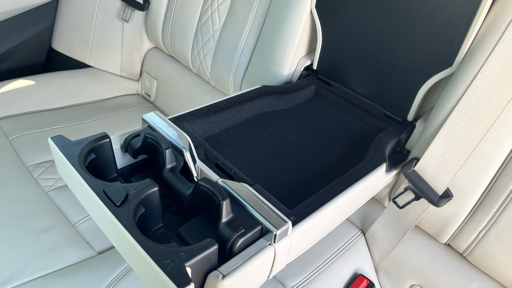 BMW 6 Series Hatchback Black #67