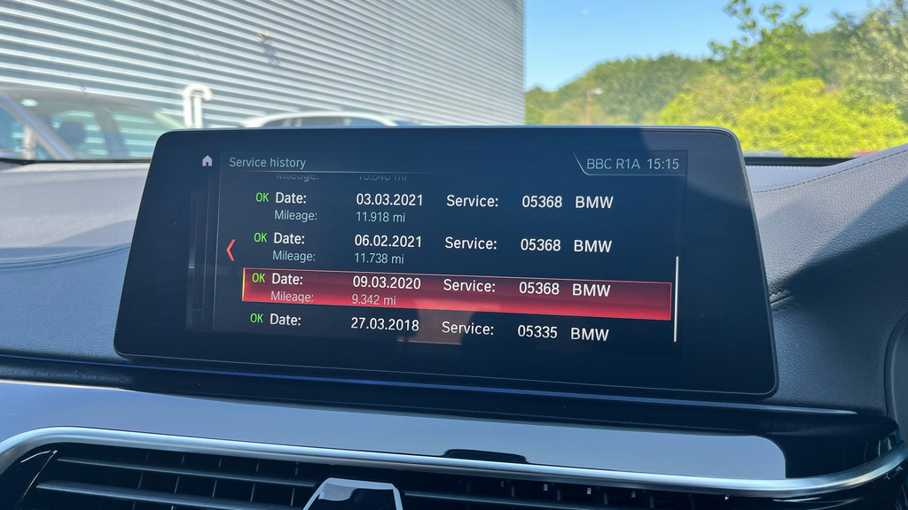 BMW 6 Series Hatchback Black #30