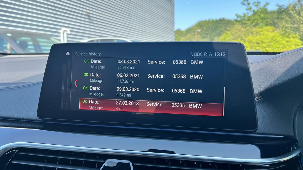 BMW 6 Series Hatchback Black #31