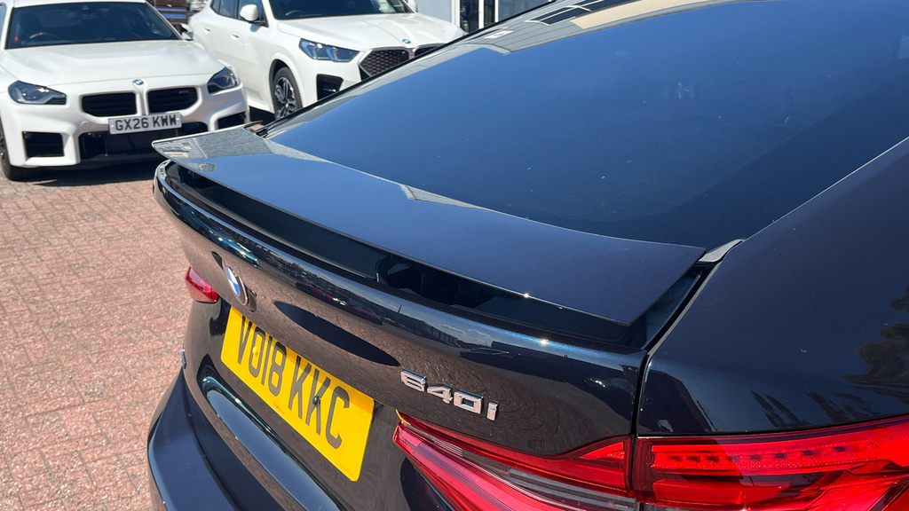 BMW 6 Series Hatchback Black #52