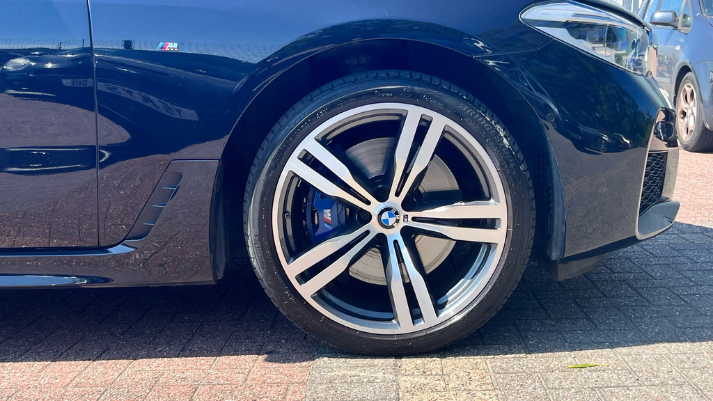 BMW 6 Series Hatchback Black #14