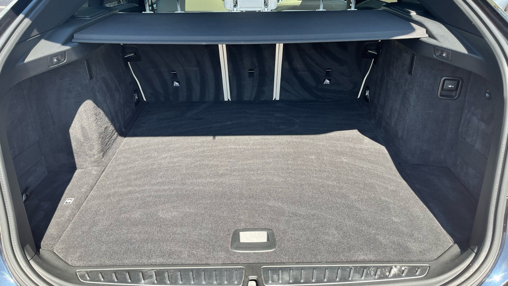 BMW 6 Series Hatchback Black #13