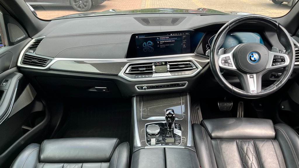 BMW X5 Xdrive45e M Sport Grey #4