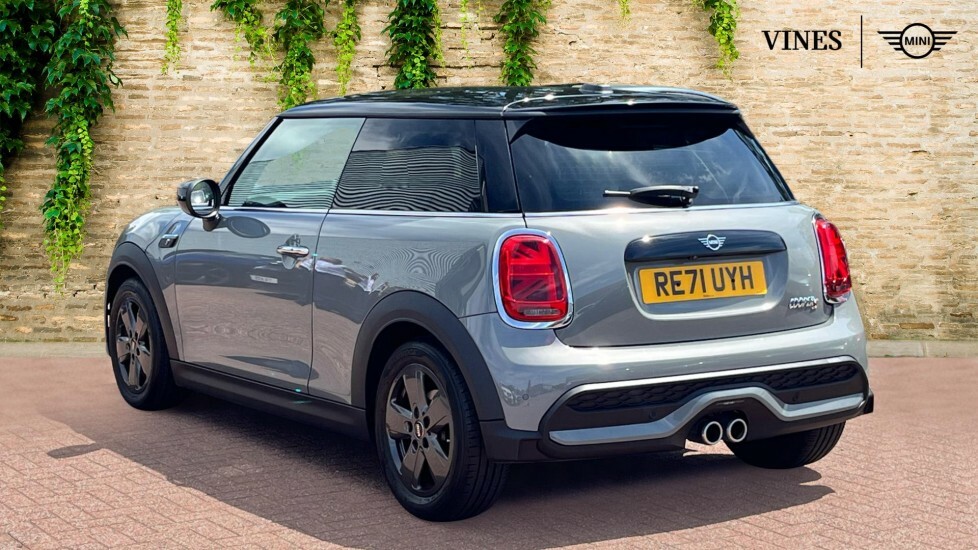 Mini Hatch 3-Door Hatch Cooper S Classic Grey #2