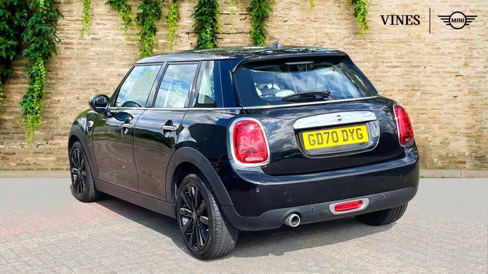 Mini Hatch 5-Door Hatch Cooper Exclusive GD70DYG Black #2
