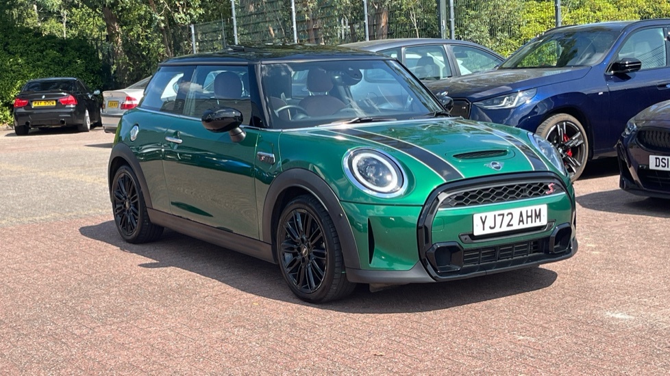 Mini Hatch 3-Door Hatch Cooper S Exclusive Green
