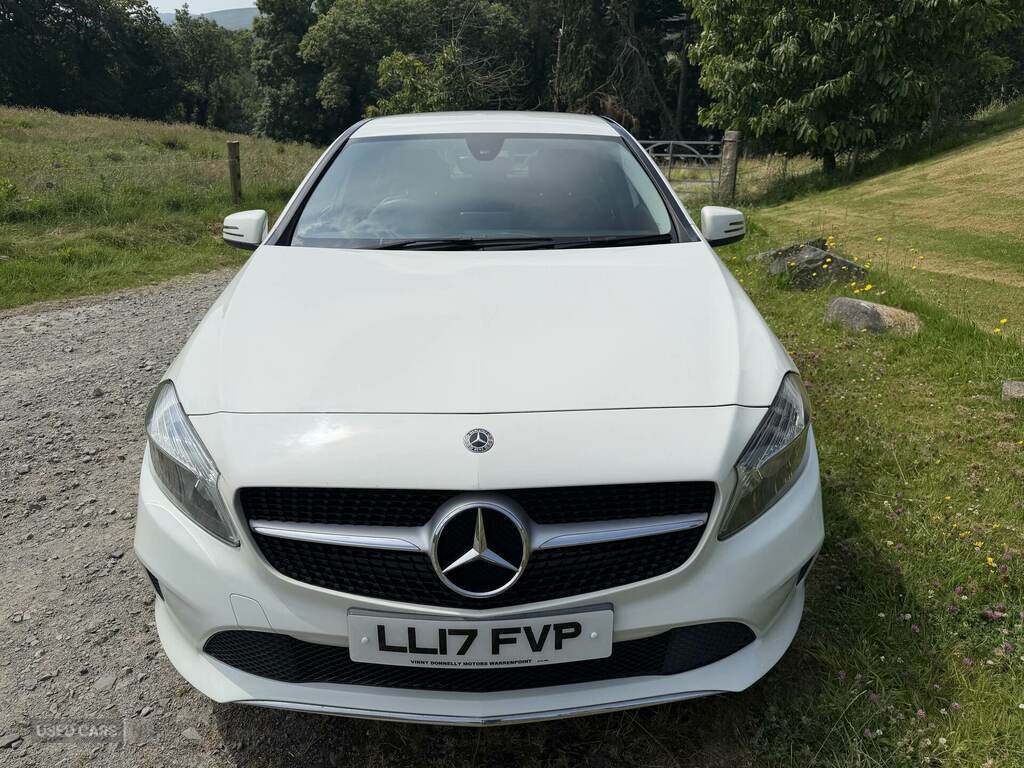 Mercedes-Benz A Class A180d Sport White #3