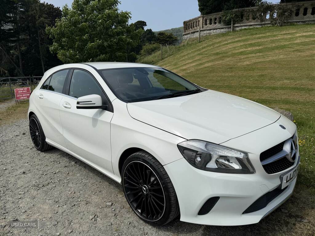 Mercedes-Benz A Class A180d Sport White