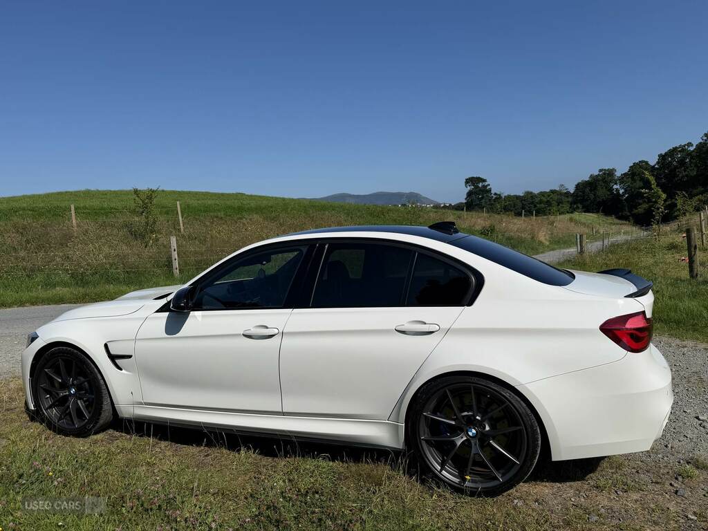 BMW M3 M3 Cs Dct GXZ150 White #3