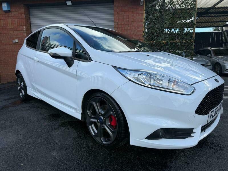 Ford Fiesta 1.6T Ecoboost St-3 Euro FL66KWB White #3