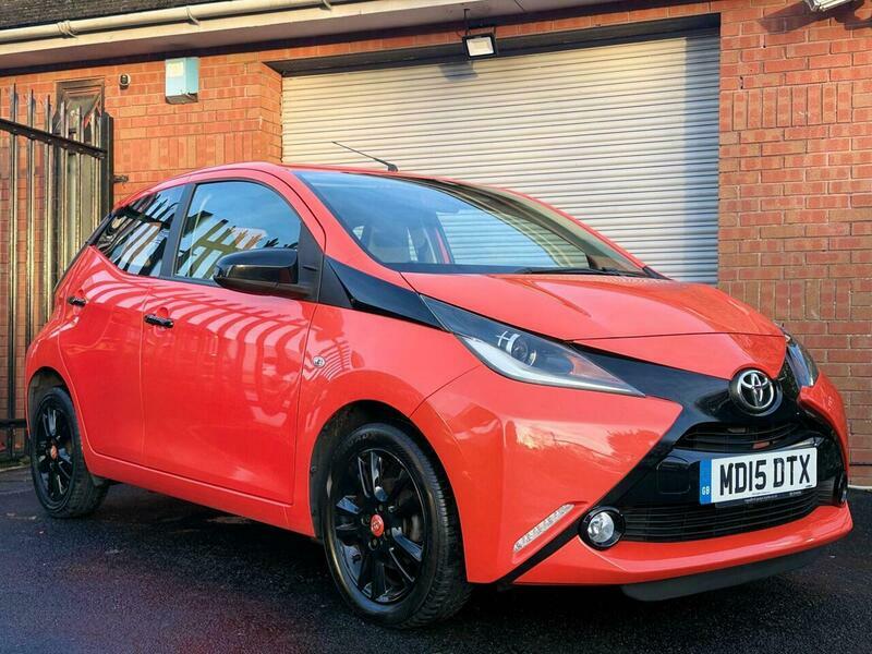 Toyota Aygo 1.0 Vvt-i X-cite Euro Orange