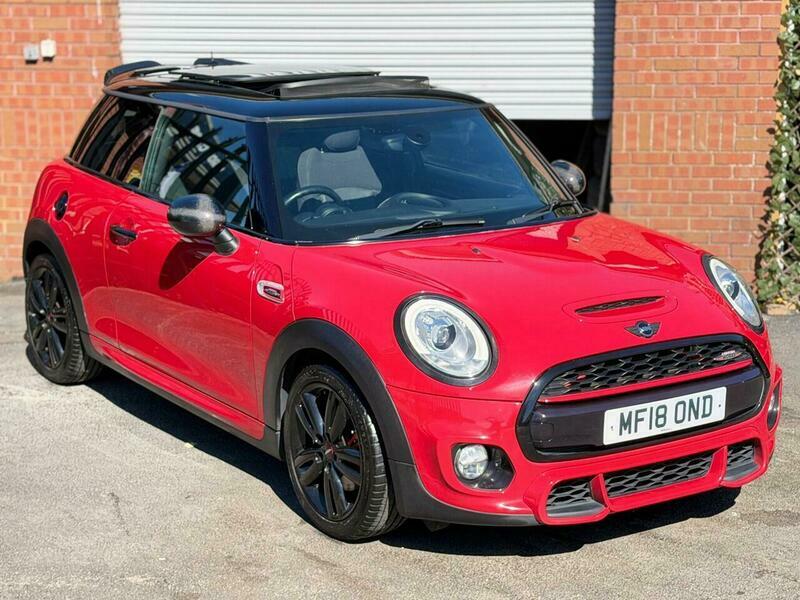 Mini Hatch 2.0 Cooper S Sport Red