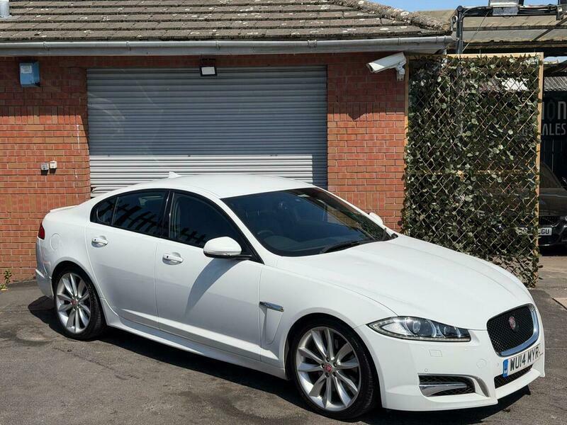 Jaguar XF 3.0D S V6 Premium White