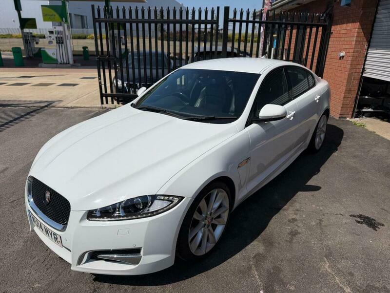 Jaguar XF 3.0D S V6 Premium White #3