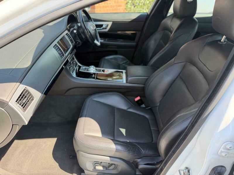 Jaguar XF  Grey #40