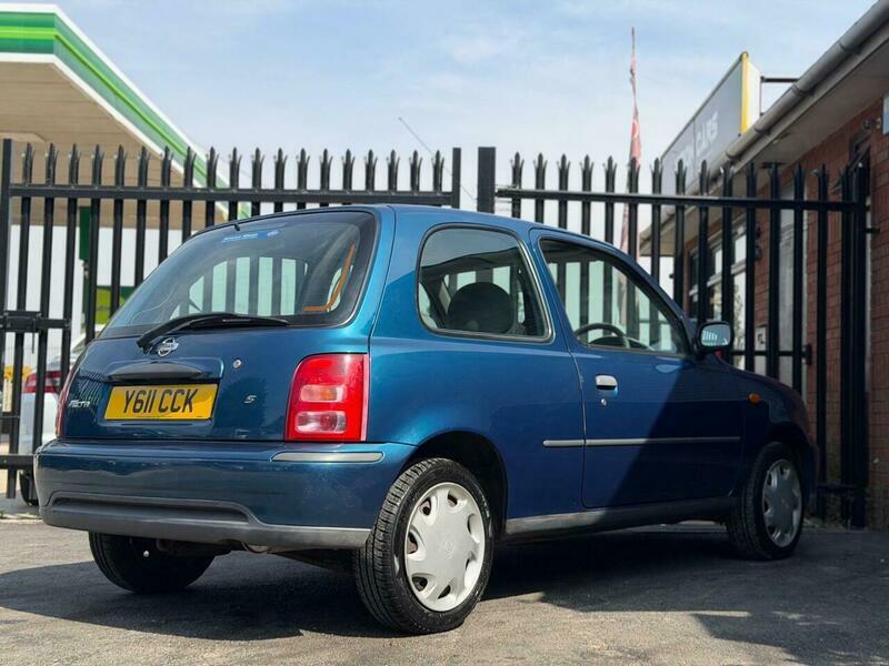 Nissan Micra Micra Red #15