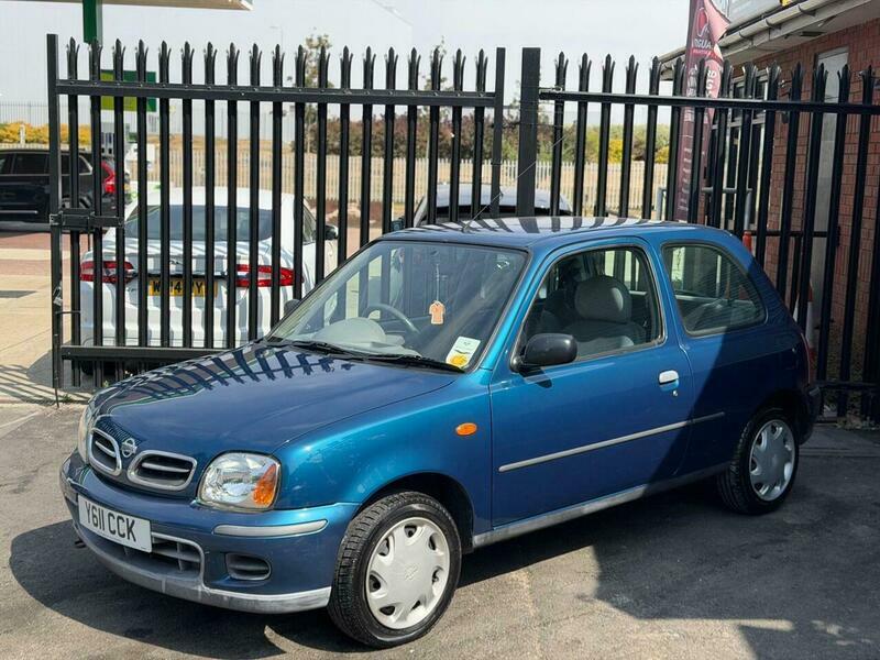 Nissan Micra Micra Red #9