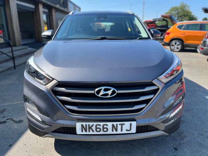 Hyundai Tucson 1.6 Gdi Blue Drive Se Nav 2Wd NK66NTJ Grey #2