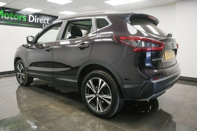 Nissan Qashqai 1.2 Dig-t N-connecta Euro 6 S S EF18UHY Black #6
