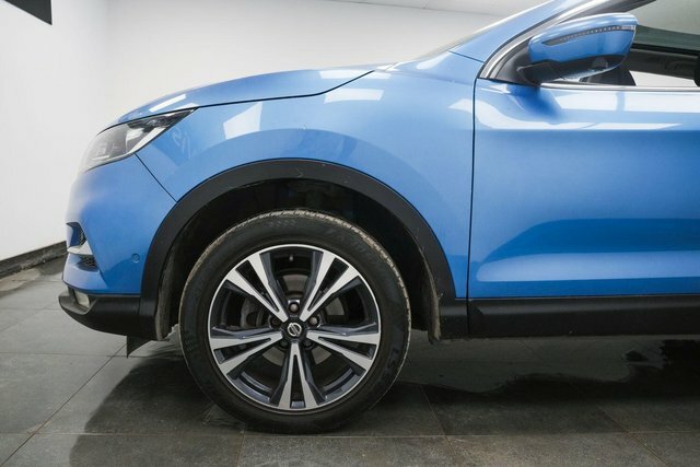 Nissan Qashqai 1.3 Dig-t N-connecta Euro 6 S S BJ70BKG Blue #5