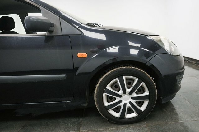 Ford Fiesta 1.25 Style Climate Black #4