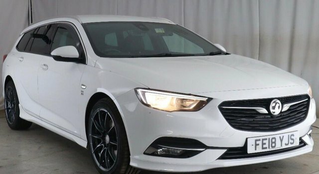 Vauxhall Insignia 2.0 Turbo D Blueinjection Sri VX Line Nav Sports T White