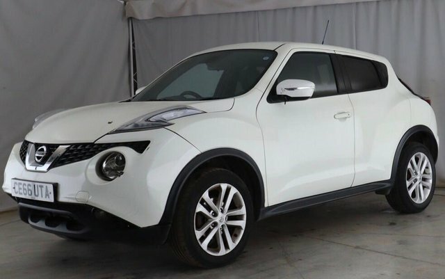 Nissan Juke 1.6 N-connecta Xtron Euro 6 Black #2