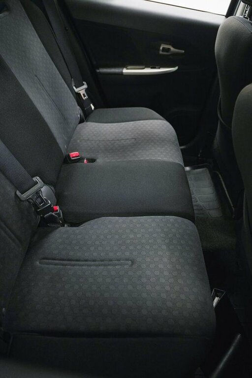 Toyota Urban Cruiser Hatchback D-4d 2010 Silver #13