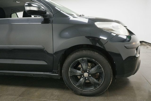 Toyota Urban Cruiser 1.4 D-4d 4Wd Euro 4 Black #5