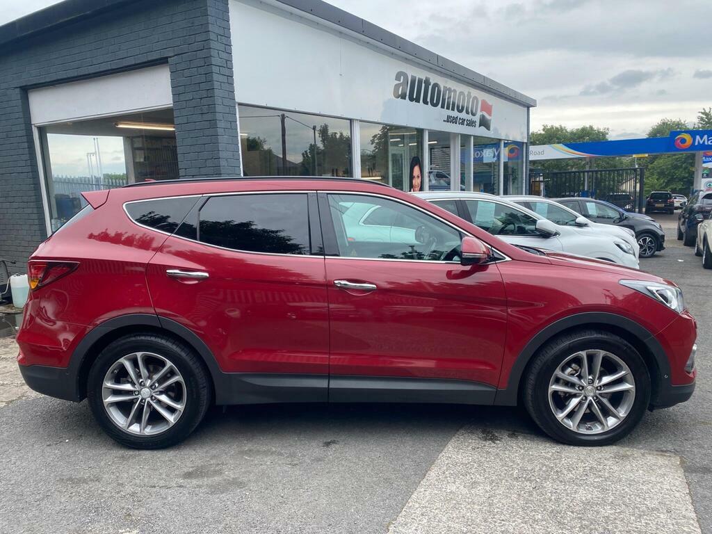 Hyundai Santa Fe 2.2 Crdi Blue Drive Premium Se 4Wd Euro 6 S S Red #2