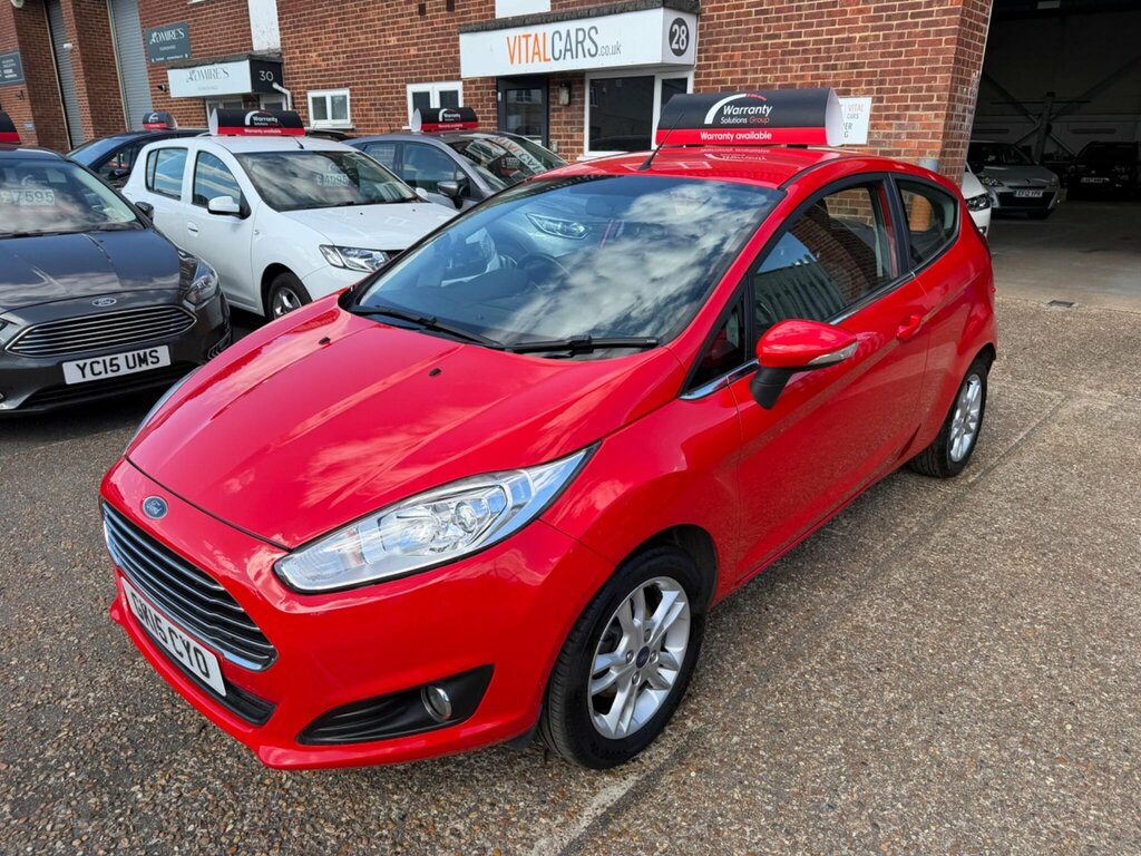 Ford Fiesta 1.25 Zetec Euro 6 Red