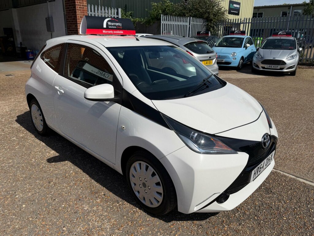 Toyota Aygo 1.0 Vvt-i X-play Euro 5 Euro 5 White #3