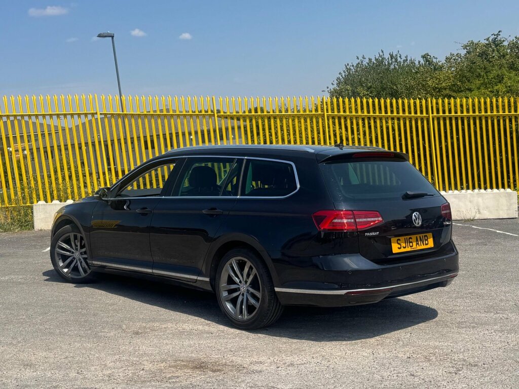 Volkswagen Passat 1.6 Tdi Bluemotion Tech Gt Euro 6 Ss SJ16ANB Black #2