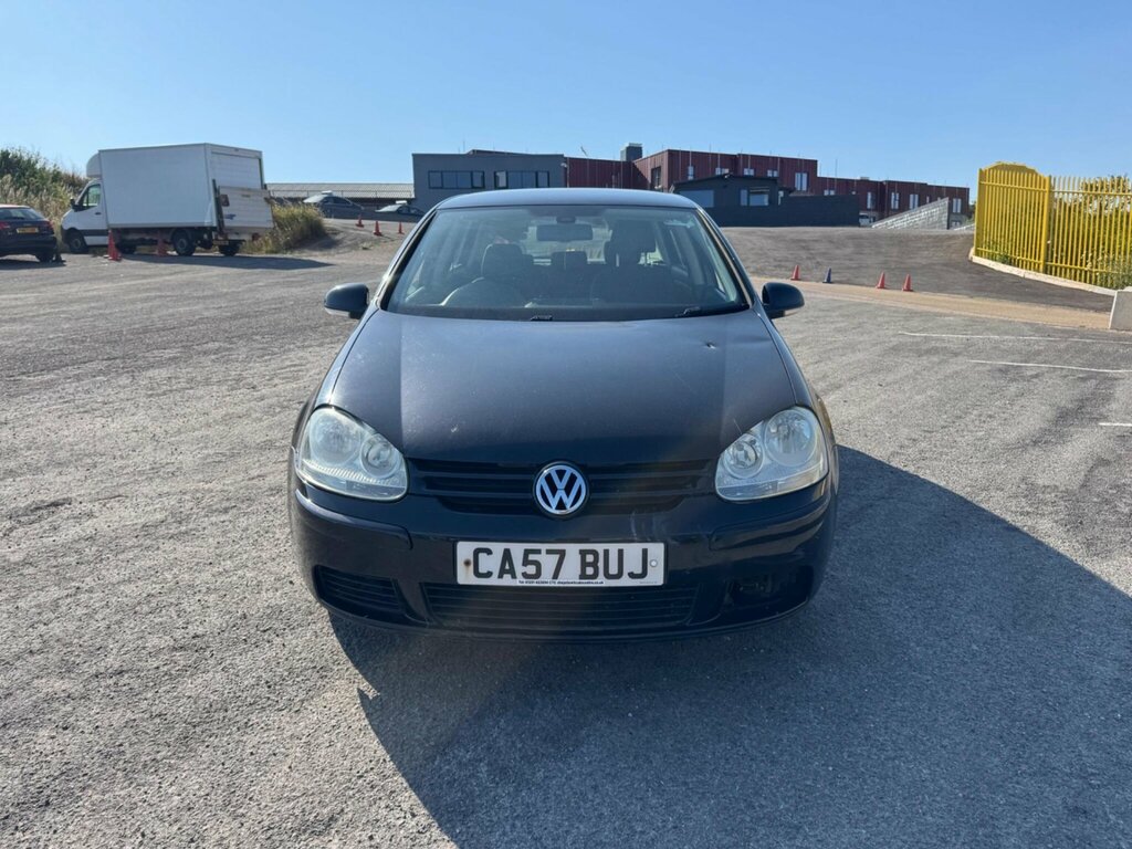 Volkswagen Golf 1.9 Tdi Match Black #3