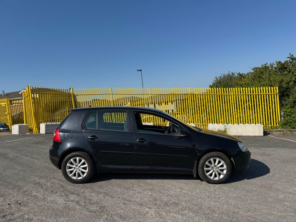 Volkswagen Golf 1.9 Tdi Match Black #5