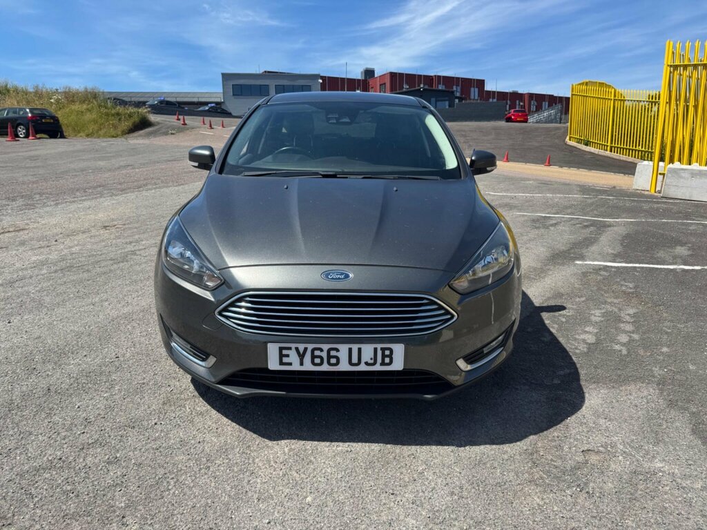 Ford Focus 1.5T Ecoboost Titanium Euro 6 Ss Grey #3