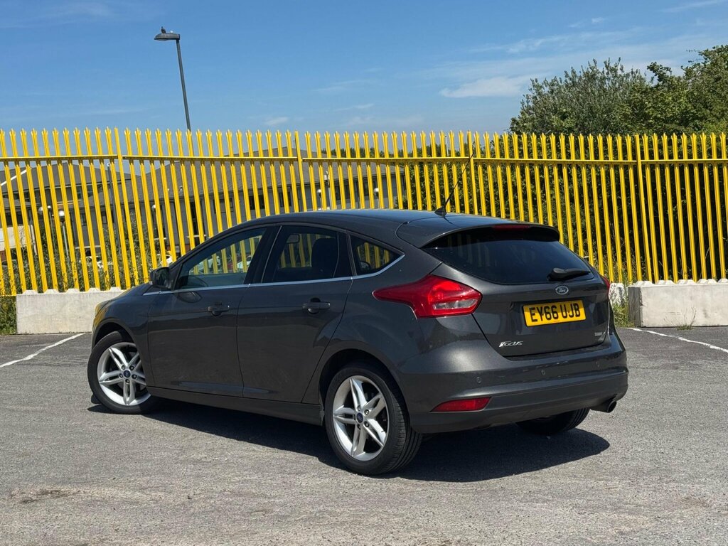 Ford Focus 1.5T Ecoboost Titanium Euro 6 Ss Grey #2