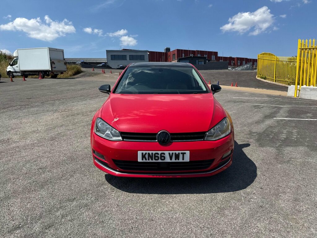 Volkswagen Golf 1.6 Tdi Bluemotion Tech Gt Edition Euro 6 Ss KN66VWT Red #3