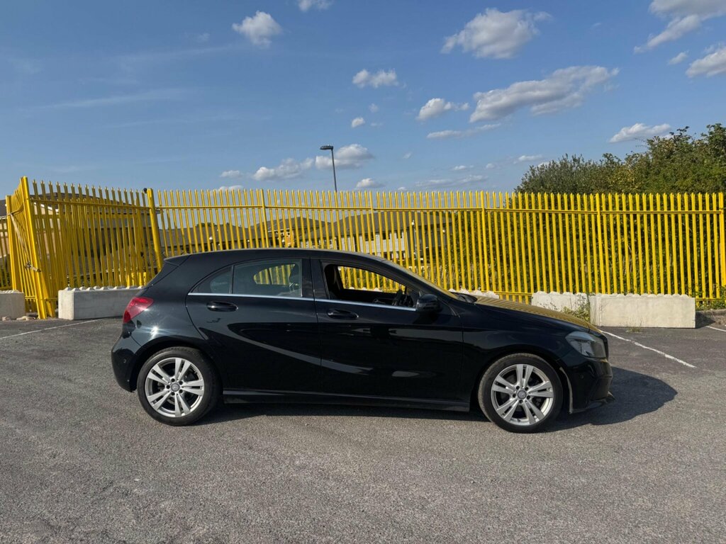 Mercedes-Benz A Class 1.6 A160 Sport Executive Euro 6 Ss HY66RXC Black #5