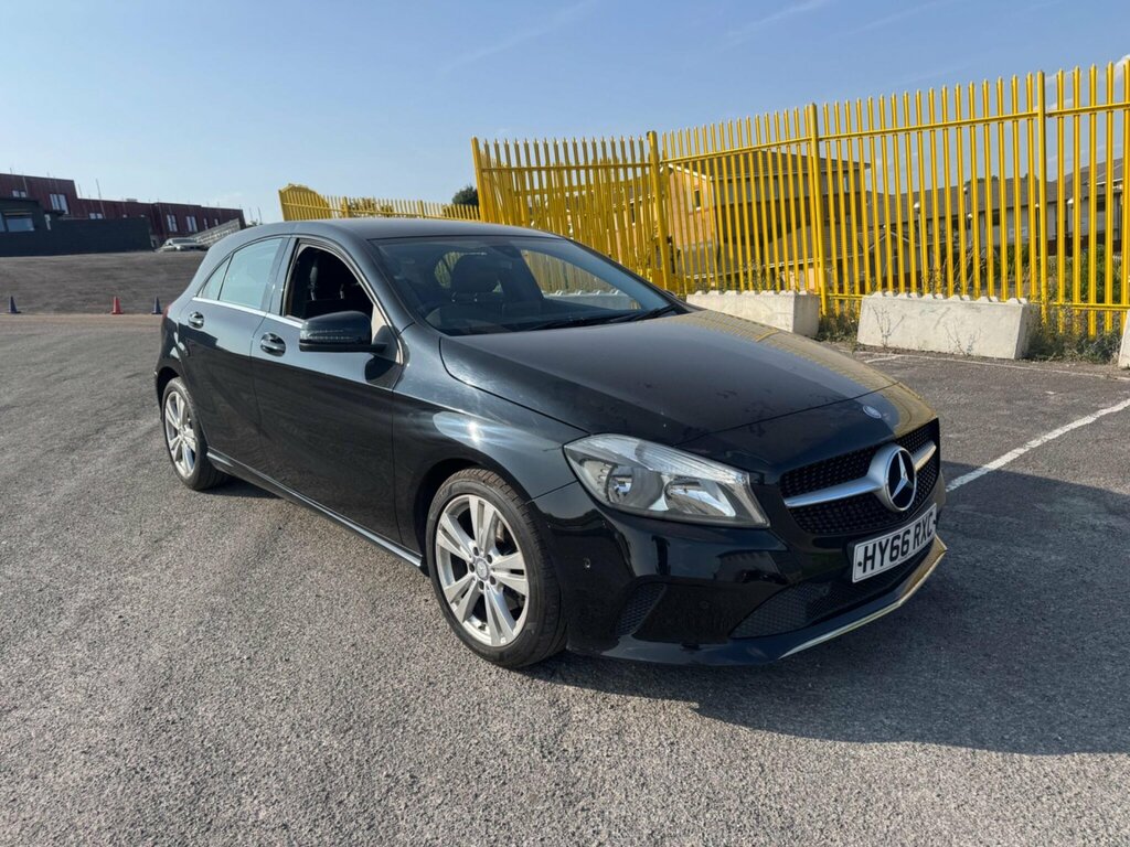 Mercedes-Benz A Class 1.6 A160 Sport Executive Euro 6 Ss HY66RXC Black #4