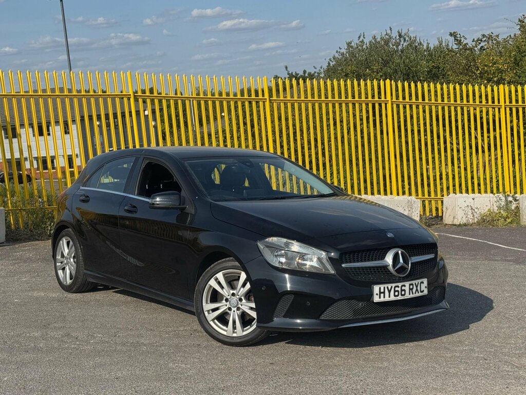 Mercedes-Benz A Class 1.6 A160 Sport Executive Euro 6 Ss HY66RXC Black