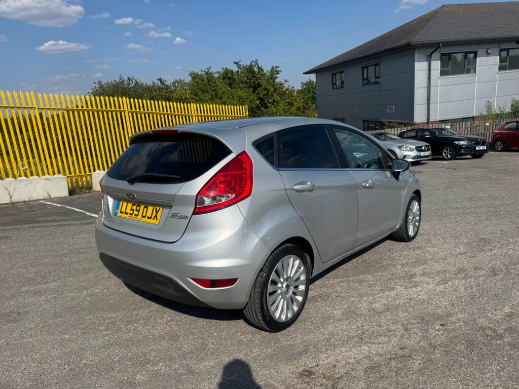 Ford Fiesta 1.6 Tdci Titanium Silver #5