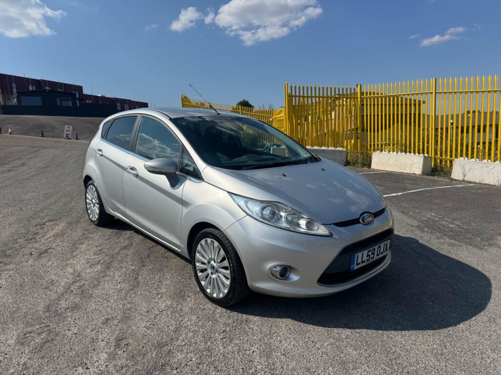 Ford Fiesta 1.6 Tdci Titanium Silver #4