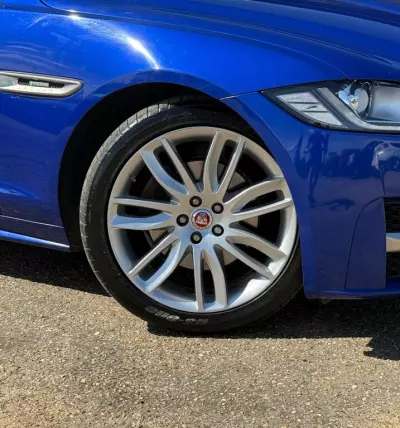 Jaguar XF 2.0 I4 240Ps R-sport Awd Black #9