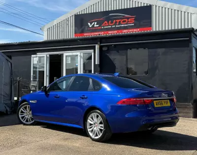 Jaguar XF 2.0 I4 240Ps R-sport Awd Black #20